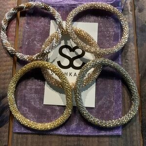 Sashka Co Beaded Bracelets Set of 5 B36